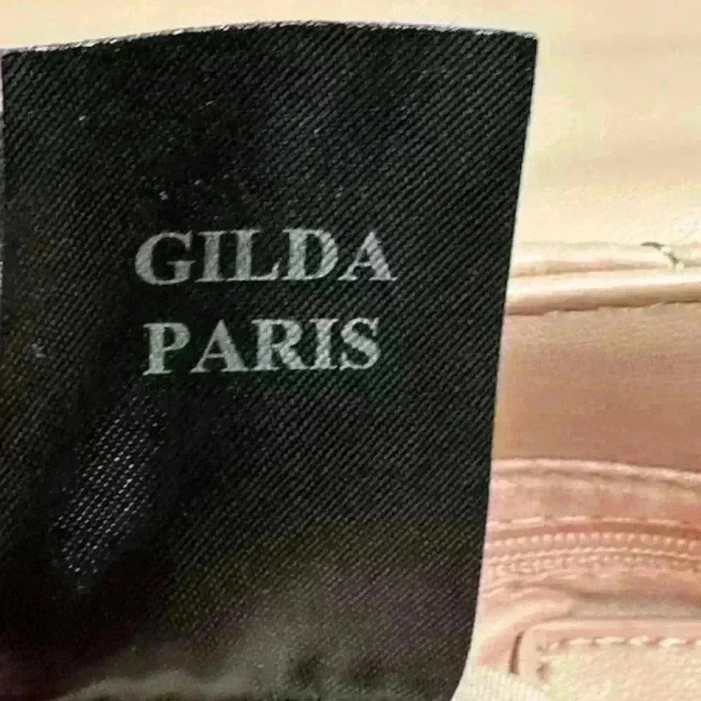 NWT GILDA PARIS GGH-521 Quilted Messenger Shoulder Bag in Blush